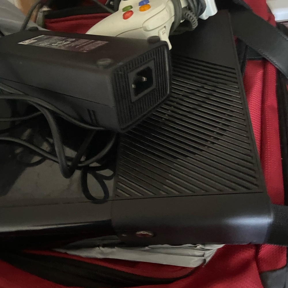 Xbox 360 with controller